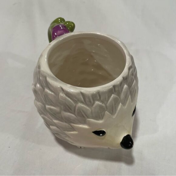 Porcupine mug with flower cute animal mug - Picture 3 of 10
